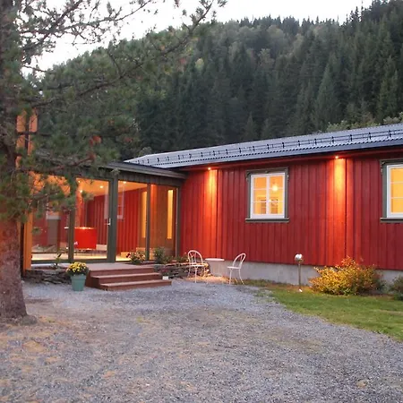Austkil Gjestegard Bed & Breakfast Hegra